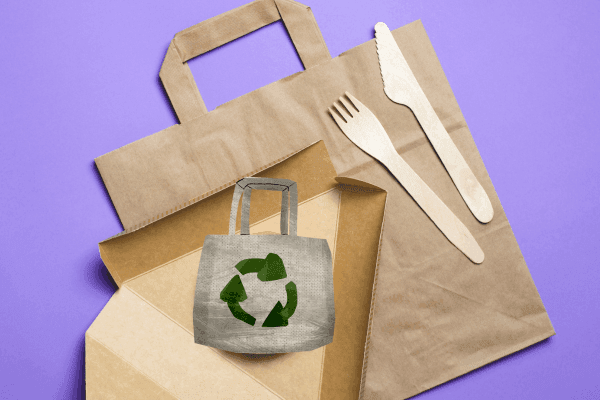 Embalagens Ecológicas para Cremes Naturais Antissinais Usados na Rotina da Pele Madura